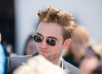 Robert Pattinson Sweatshirt #3178787