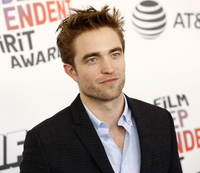 Robert Pattinson Longsleeve T-shirt #3178813
