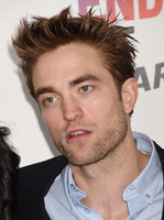 Robert Pattinson Longsleeve T-shirt #3178901