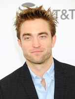 Robert Pattinson Longsleeve T-shirt #3178904