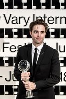 Robert Pattinson Longsleeve T-shirt #3752844