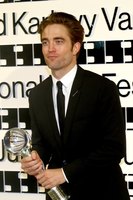 Robert Pattinson Longsleeve T-shirt #3752870