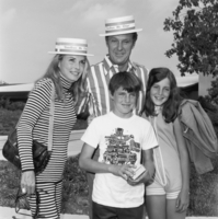 Robert Stack Tank Top #2687878