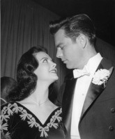 Robert Wagner Sweatshirt #2607096