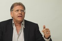 Robert Zemeckis Tank Top #2258120