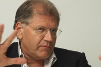 Robert Zemeckis Sweatshirt #2258148
