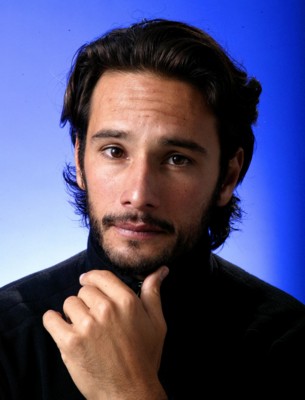 Rodrigo Santoro posters