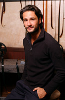 Rodrigo Santoro longsleeve t-shirt #2200293