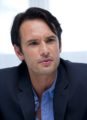 Rodrigo Santoro posters
