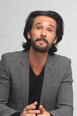 Rodrigo Santoro posters