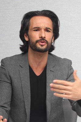 Rodrigo Santoro posters