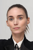 Rooney Mara Longsleeve T-shirt #2586651