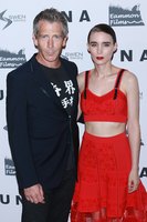 Rooney Mara t-shirt #2780682