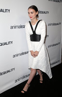 Rooney Mara Longsleeve T-shirt #3804642