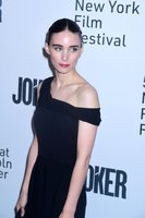Rooney Mara Longsleeve T-shirt #3883160