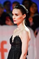 Rooney Mara Longsleeve T-shirt #3883260