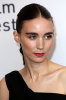 Rooney Mara Longsleeve T-shirt #3883274