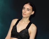 Rooney Mara Longsleeve T-shirt #3930380