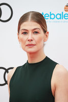 Rosamund Pike Longsleeve T-shirt #3869679