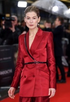 Rosamund Pike mug #G2563102