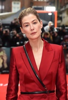 Rosamund Pike mug #G2563103