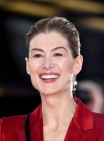 Rosamund Pike mug #G2563113