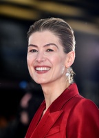 Rosamund Pike Longsleeve T-shirt #3945871