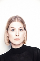 Rosamund Pike t-shirt #3949766