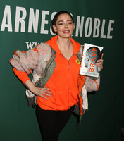Rose Mcgowan tote bag #G1310253