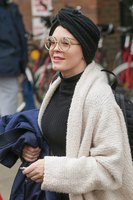 Rose Mcgowan Longsleeve T-shirt #3196669