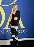 Rosie Huntington-whiteley mug #G1512431