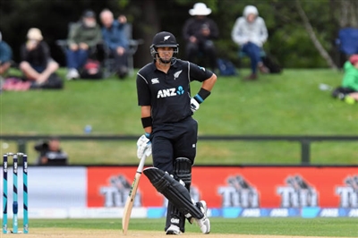 Ross Taylor stickers 3708211