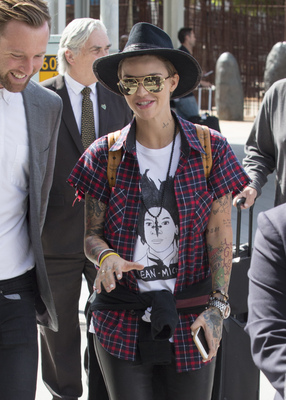 Ruby Rose puzzle 2695110