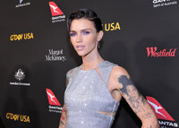 Ruby Rose Longsleeve T-shirt #2966373