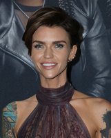 Ruby Rose Longsleeve T-shirt #2966415