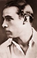 Rudolph Valentino magic mug #G833613