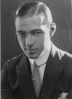 Rudolph Valentino Longsleeve T-shirt #2591525