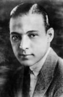 Rudolph Valentino Longsleeve T-shirt #2591615