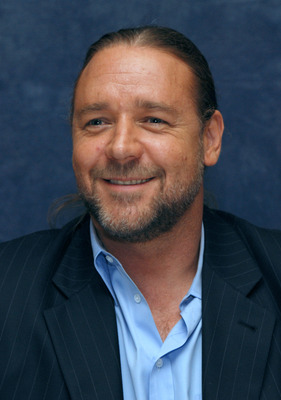 Russell Crowe stickers 2232517