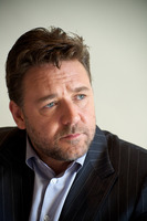 Russell Crowe t-shirt #2243441