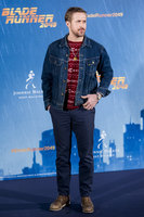 Ryan Gosling Sweatshirt #2817524