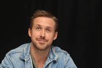 Ryan Gosling Sweatshirt #2886822