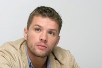 Ryan Phillippe hoodie #2238081