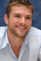 Ryan Phillippe Sweatshirt #2266235