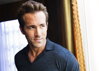 Ryan Reynolds Longsleeve T-shirt #2287915