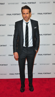 Ryan Reynolds Sweatshirt #3216965