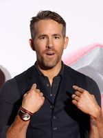 Ryan Reynolds tote bag #G1498669