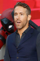 Ryan Reynolds mug #G1498671