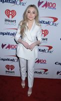 Sabrina Carpenter Longsleeve T-shirt #2950350