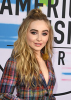Sabrina Carpenter Longsleeve T-shirt #3163975